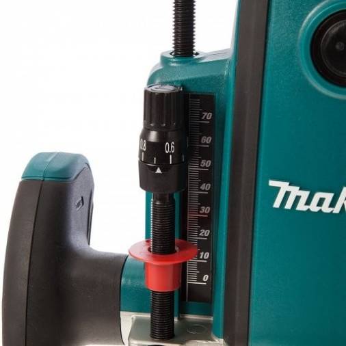 Makita RP2301FCX Plunge Router 1/2